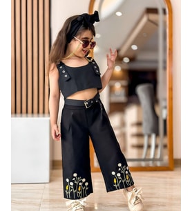 Kız Çocuk Nakış Detaylı Crop Top ve Geniş Paça Pantolon Takımı