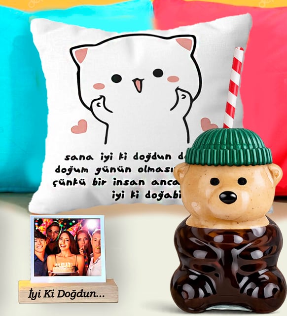 Kişiye Özel Doğum Günü Hediyesi Şapkalı Ayıcık Pipetli Bardak & Kedi Yastık