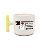 Elit Kişiliğimden Olsa Gerek Baskılı Sarı Kulplu T Kupa