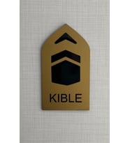 5'li Kıble Yön Levhası Otel Ev İşyeri Kıble Yön Gösterici Gold Pleksi Kendinden Yapışkanlı 8x14cm