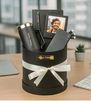 Kişiye Özel Fotoğraflı,Çerçeve,Defter,Kalem,Powerbank Ve Termos Premium Silindir Kutu Hediye Seti (STD)