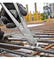 Knipex Ağır Hizmet Pensesi, Yüksek Kaldıraçlı, Parlak Çinko Kaplama 300 Mm 99 14 300 Ean