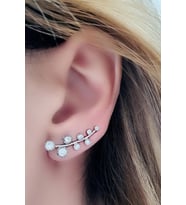 Pırlanta ışıltısında zirkon taşlı gümüş tek earcuff küpe
