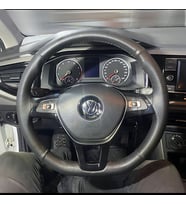 DİKİŞLİ DİREKSİYON KILIFI SİYAH DERİ NOKTALI DERİ SİYAH DİKİŞLİ VOLKSWAGEN POLO İÇİN