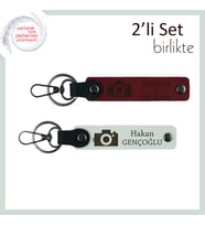 Anılara Değer Veren Sevgiliye Fotoğraf Temalı Kişiselleştirilebilir İsimli Anahtarlık, Bordo-Beyaz