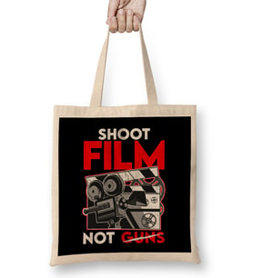 Shoot Film Not Guns Peaceful Filmmaker Director Bez Çanta Uzun Saplı