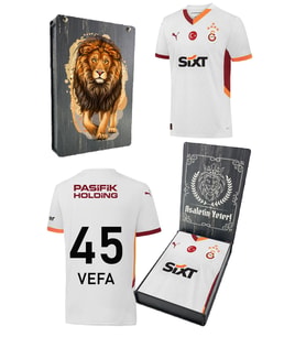 Galatasaray Orijinal Lisanslı Kişiye Özel 2024/25 5 Yıldızlı Beyaz Deplasman Forma Hed (Beyaz - Kırmızı)