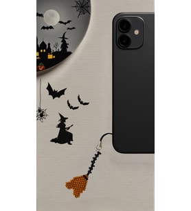 Miyuki Boncuk El Yapımı Süpürge Cadı Süpürgesi Telefon Çarmı - Charm Halloween Cadılar Bayramı (Çok Renkli)