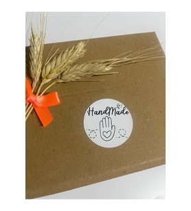 Handmade El işaretli Siyah Yazı Kalpli Yuvarlak Yapışkanlı Etiket 4x4 cm 120 adet