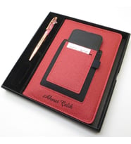 İsme Özel Kırmızı Kanguru Defter & İsme Özel Metal  Kalem Seti (Öğretmenler Günü veya başka bir mesaj işlenebilir) (Karışık)