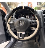 Vw Touran 1 Dikme Direksiyon Kılıfı Parlak Siyah Bej Detaylı Bej Çift Yüzük ve Dikiş 2010-2015