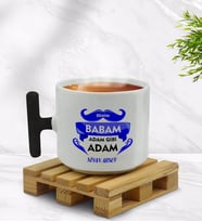 BK Gift Kişiye Özel Benim Babam Adam Gibi Adam Tasarımlı Siyah T Kulplu Middle Kupa Bardak - Model 1