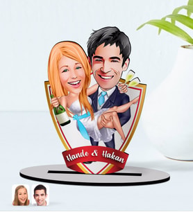 BK Gift Kişiye Özel İsimli Evleniyoruz Karikatürlü Ahşap Biblo Model-4
