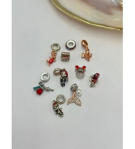 Sevimli Sallantılı Charm Set