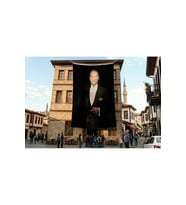 Asil Duruşlu Atatürk Poster Bayrak Premium Raşel Kumaş ATA79