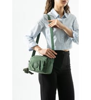 Çapraz Askılı Ultra Hafif Çok Cepli Omuz Çantası Yeşil Model: (571-7M)