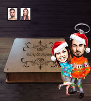 Kişiye Özel Yılbaşı Sevgili Karikatürlü Ahşap Anahtarlık Kutulu Model-7