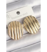 Pirinç Gold Renk İşlemeli Daire Plaka Model Kadın Küpe - EBJ250301W31517 (Renksiz)