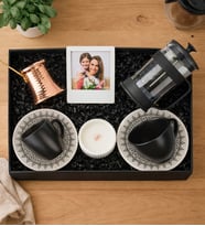 Kadınlara Özel Fotoğraflı Çerçeve Mum French Press Bakır Cezve Fincan Ve Kahve Fincan Seti