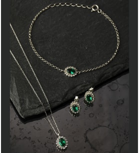 925 Ayar Gümüş Oval Zümrüt Model Sıra Taşlı Set