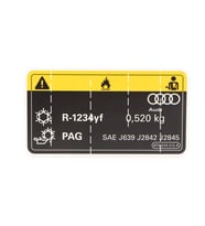 VW 8T0010515A Motor Uyarı Etiketi Sticker yapıştırma