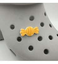 Terlik Süsü ve Aksesuarı , Çanta Süsü – Jibbitz 3D Kabartma Şeker Görsel Figür Aksesuar (Hardal Sarısı)