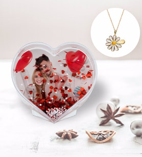 BK Gift Kişiye Özel Fotoğraflı Kalp Kar Küresi ve İsimli Papatya Kolye-1