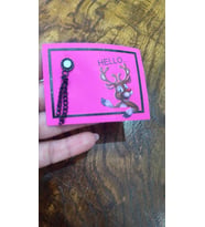 PEMBE ZİNCİRLİ GEYİK ARMA DİKİŞ APLİKE 8X6 CM