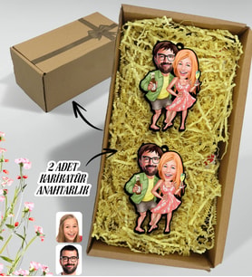 BK Gift Hediye Kutulu Kişiye Özel Tatilci Sevgililer Karikatürlü Ahşap 2'li Ahşap Anahtarlık-1