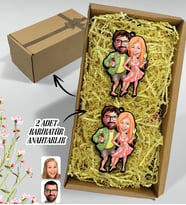 BK Gift Hediye Kutulu Kişiye Özel Tatilci Sevgililer Karikatürlü Ahşap 2'li Ahşap Anahtarlık-1
