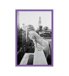 Marilyn Monroe Vintage Siyah Beyaz Fotoğraf – Hediye Not Kartı ve Kartpostal  10x15 cm (Mor-Pembe-Siyah-Beyaz)