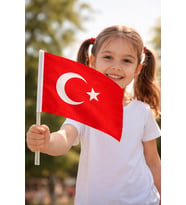 Plastik Sopalı Alpaka Bez Türk Bayrağı 30x45 cm (50 Adet) – 23 Nisan ve Organizasyon Bayrağı (Kırmızı-Beyaz)