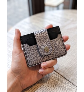 Gümüş Leopar Desenli Kadın Çıtçıtlı Deri Kartlık