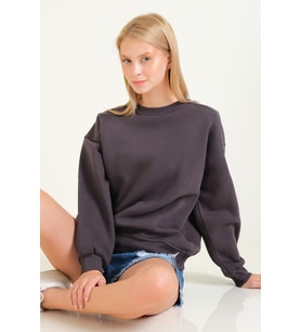 Giyim Dünyası Kadın 3 İp Şardonlu Sıfır Yaka Oversize Sweatshirt Füme