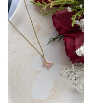 Kadın Gold Pembe Kelebek Model Çelik Hediye Kolye
