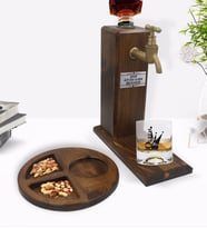 BK Gift Kişiye Özel Queen Tasarımlı Viski Bardağı & Ahşap İçki Standı & Ahşap Sunum Tabağı Çerezlik Hediye Seti-1