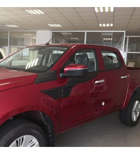 Isuzu D-Max 2021- Yarasa Yan Kapı Kaplama 6 Prç. (Siyah - Beyaz)
