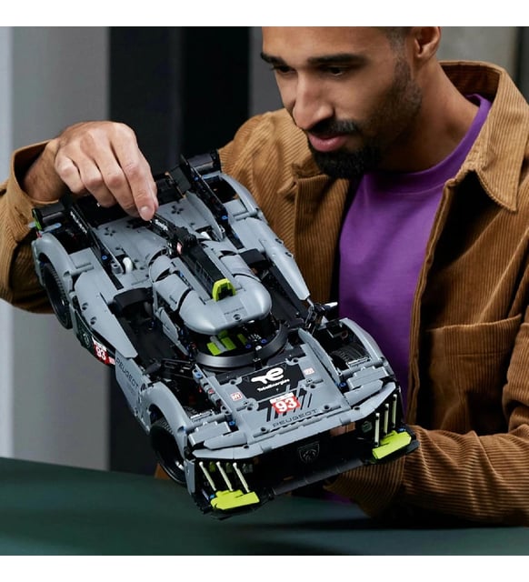 LEGO Technic PEUGEOT 9X8 24H Le Mans Hybrid Hypercar Koleksiyonluk