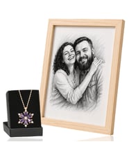 Kişiye Özel Karakalem Fotoğraflı Ahşap Çerçeve ve Gerçek Ametist Taşlı Lotus Kolye Hediye Seti