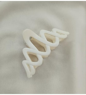 Mandal Dalga Toka Krem Renk Saç Aksesuarı 9 cm İthal Ürün Saç Tokası