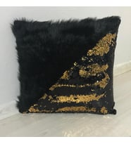 YILMAZHOME Pullu Peluş Üçgen Kırlent Kılıfı
