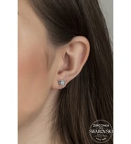 Union Swarovski Zirconia Kadın Tektaş  Gümüş Küpe