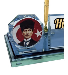Sentez Masa Üstü İsimlik Atatürk Masa İsimliği Yeni İş Hediyesi (Altın / Dore)
