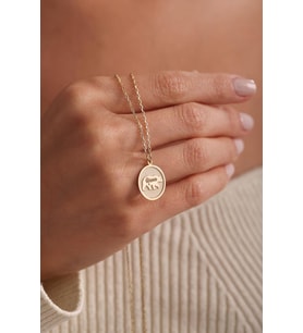 Kişiye Özel 925 Ayar Gümüş Mama Ayı Figürlü Minimal Kolye (Gold)
