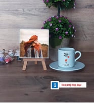 Ütopyalar Güzeldir Fotoğraflı Dekoratif Taş, Ahşap Altlıklı Türk Kahvesi Fincanı Hediye (Model 2)