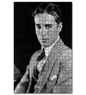 Cakapuzzle Genç Charles Chaplin'in 1889 1977 Puzzle Yapboz MDF (Ahşap) (255 Parça)