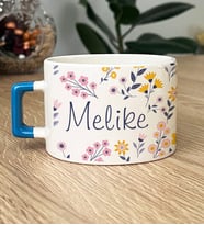 Kişiye Özel İsim Yazılı Hediye Lüks Fincan Çiçek Desenli -9- (Mavi)