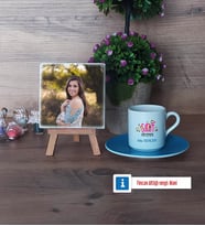 Kadın Sınıf Öğretmenine Hediye Fotoğraflı Dekoratif Taş, Ahşap Altlıklı Türk Kahvesi Fincanı Hediye Öğretmenler Günü Hediyesi (Model 5)