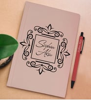 BK Gift Kişiye Özel İsimli Pudra Pembesi Sert Kapaklı Defter ve Tükenmez Kalem Seti, Arkadaşa Hediye, Yeni İş Hediyesi, Doğum Günü Hediyesi (Model 14)