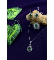 Damla Model Taşlı Telkari El İşçiliği Gümüş Üçlü Set (Yeşil)